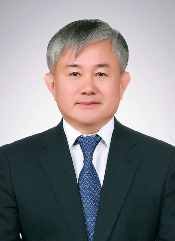 김찬모 학교장 사진